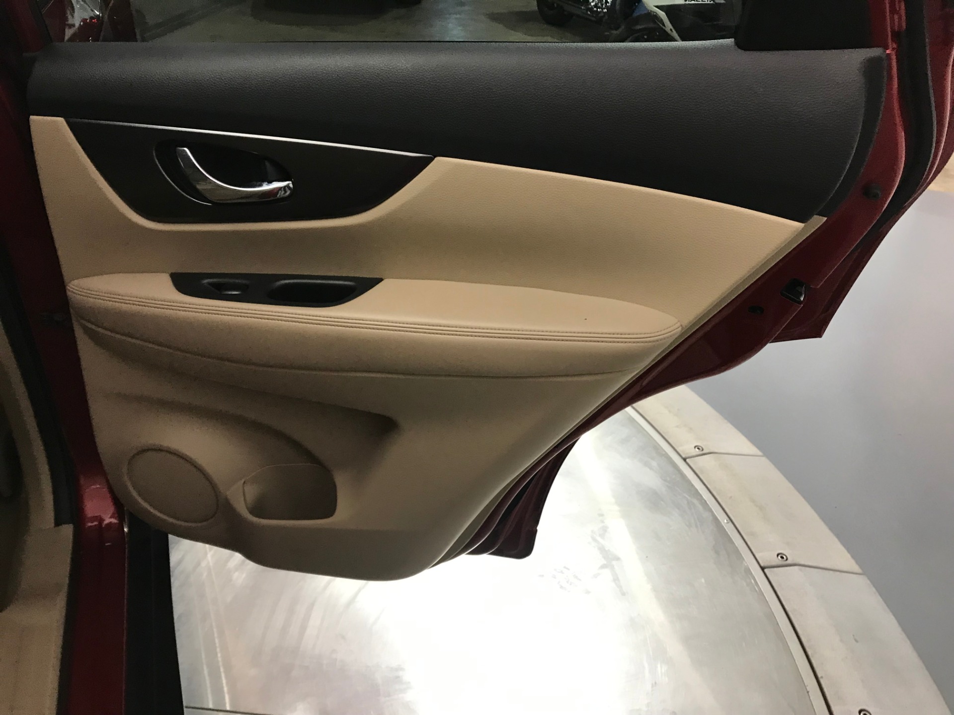 Used-2015-Nissan-Rogue-SV