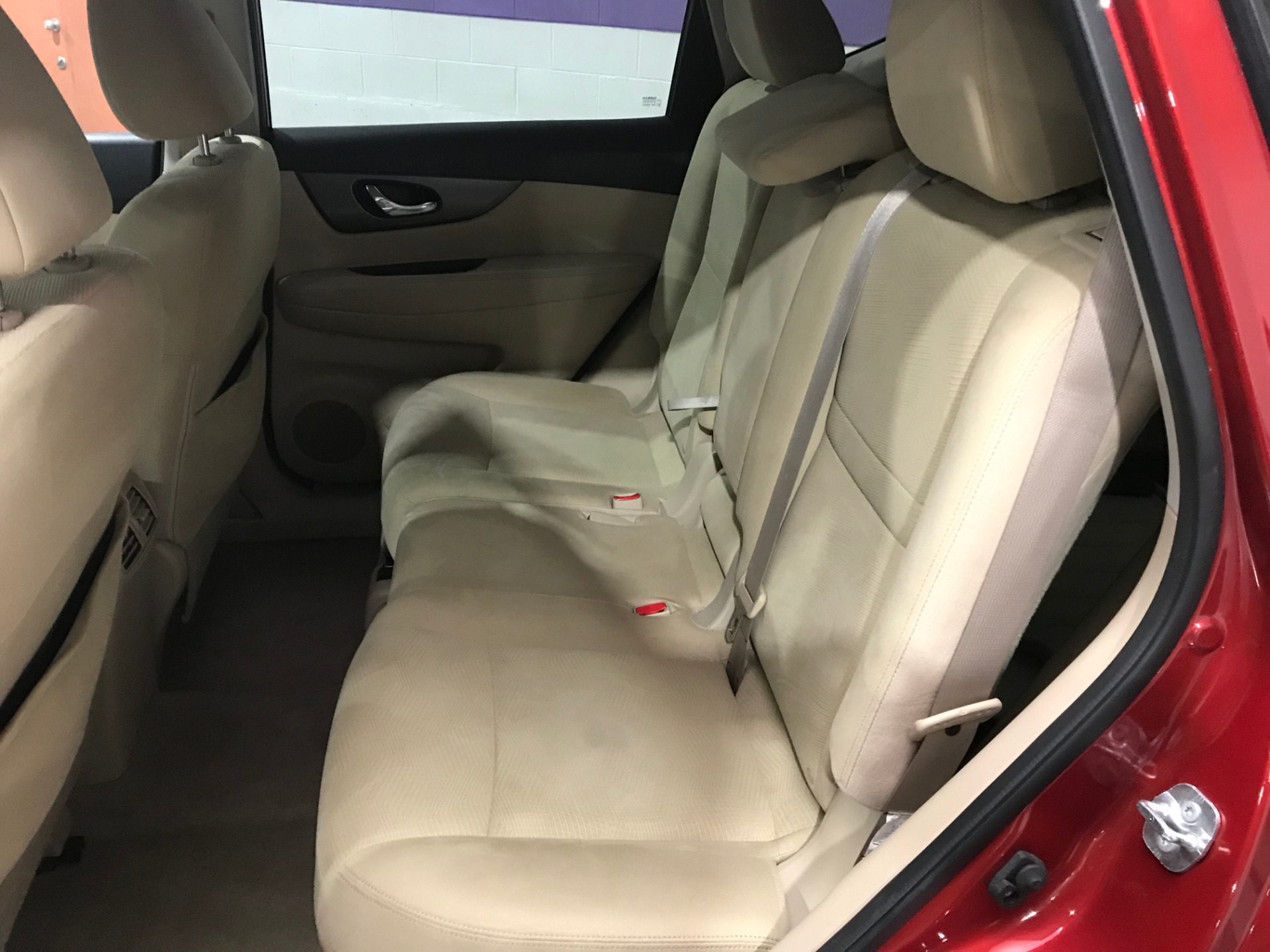 Used-2015-Nissan-Rogue-SV