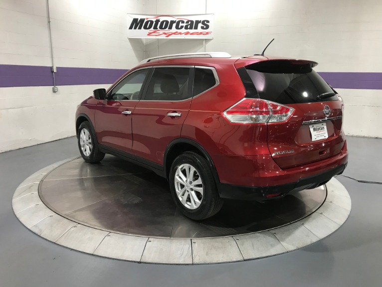 Used-2015-Nissan-Rogue-SV