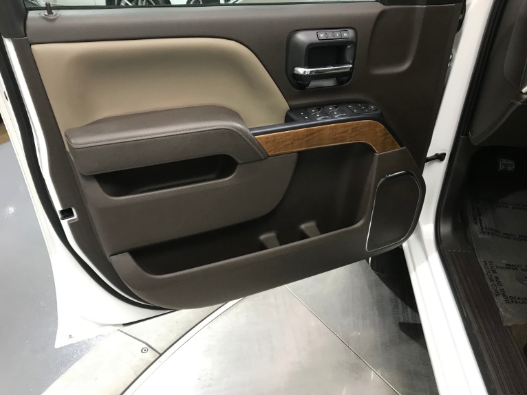 Used-2014-Chevrolet-Silverado-1500-Extended-Cab-4X4-LTZ