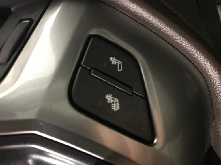 Used-2014-Chevrolet-Silverado-1500-Extended-Cab-4X4-LTZ