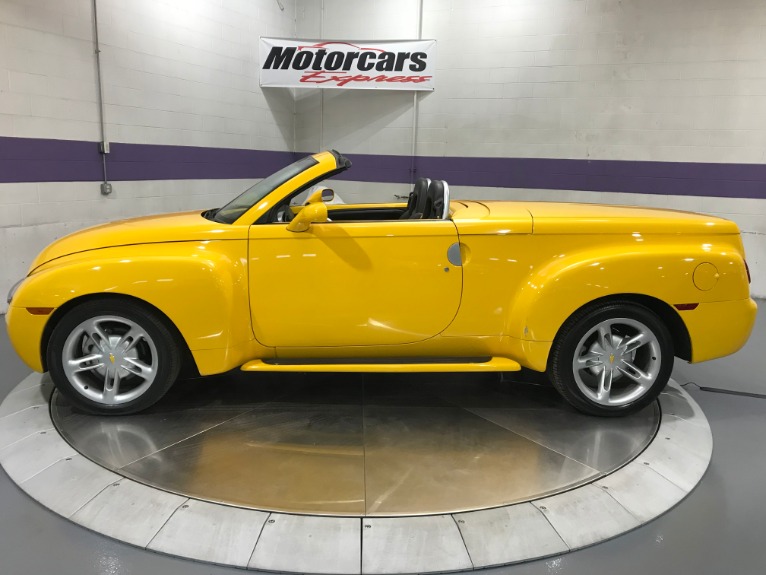 Used-2004-Chevrolet-SSR-LS-2dr-Regular-Cab-Convertible-Rwd-SB