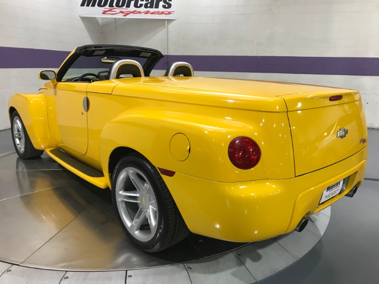 Used-2004-Chevrolet-SSR-LS-2dr-Regular-Cab-Convertible-Rwd-SB
