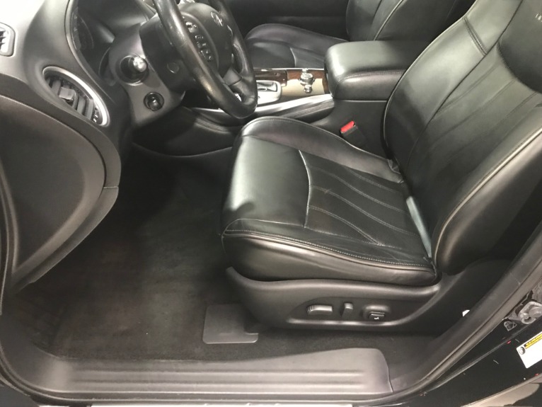 Used-2013-INFINITI-JX35
