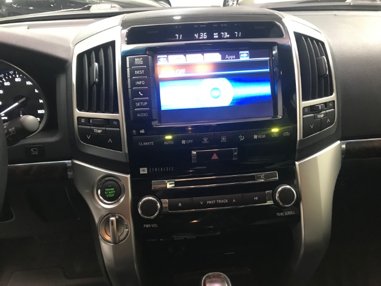 Used-2014-Toyota-Land-Cruiser