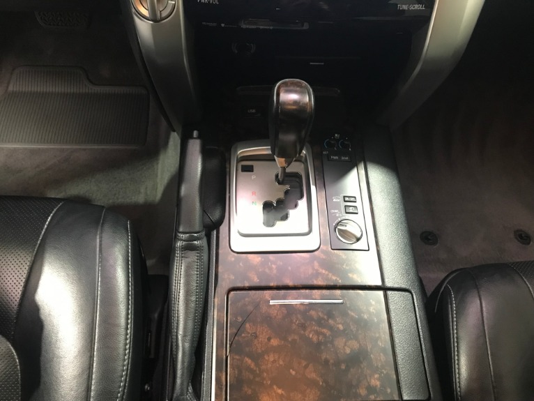 Used-2014-Toyota-Land-Cruiser