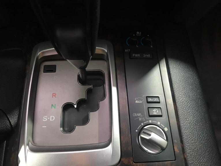 Used-2014-Toyota-Land-Cruiser