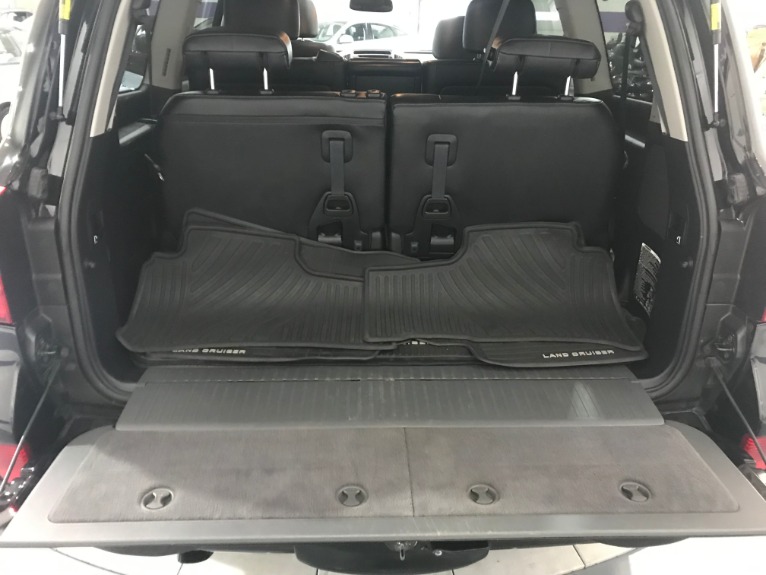 Used-2014-Toyota-Land-Cruiser
