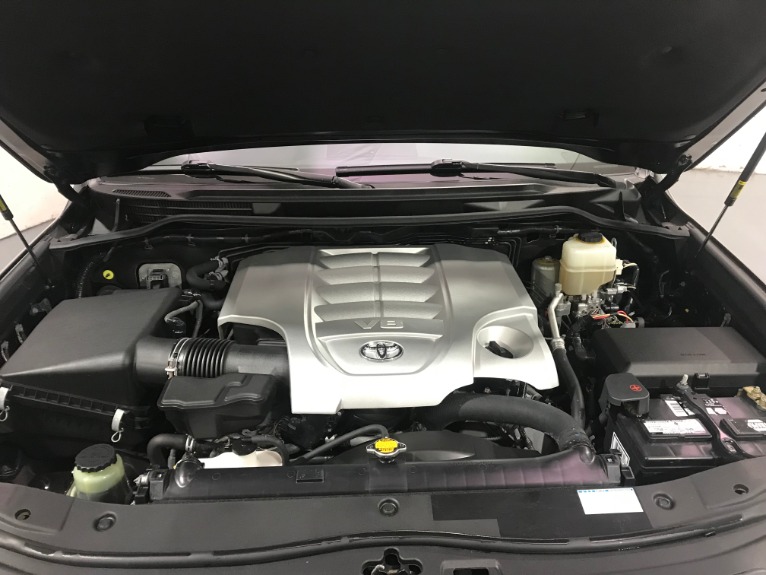 Used-2014-Toyota-Land-Cruiser