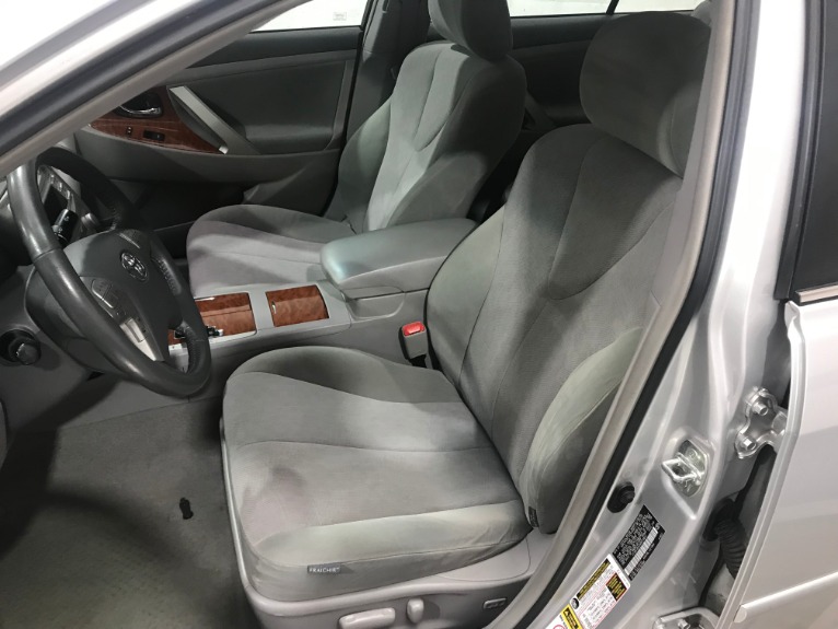 Used-2010-Toyota-Camry-XLE