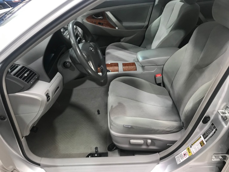 Used-2010-Toyota-Camry-XLE