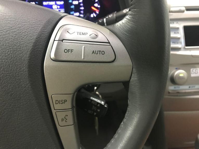Used-2010-Toyota-Camry-XLE