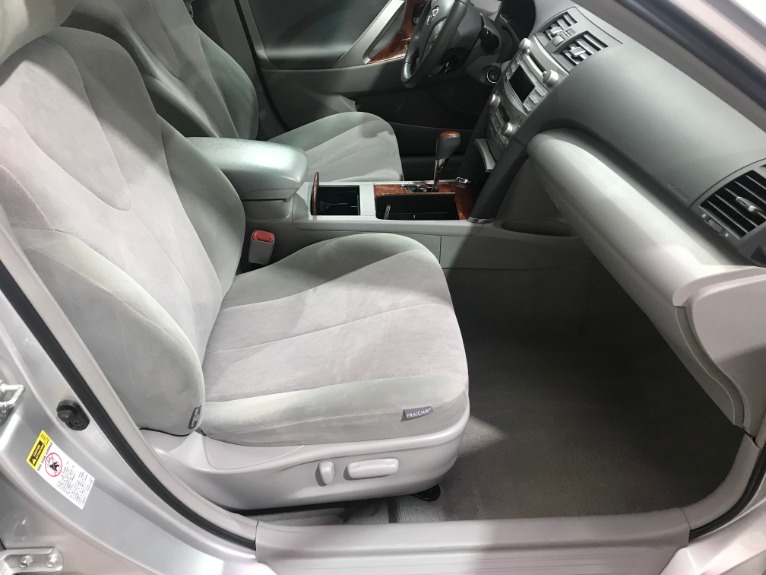 Used-2010-Toyota-Camry-XLE