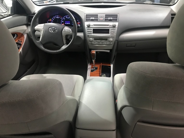 Used-2010-Toyota-Camry-XLE