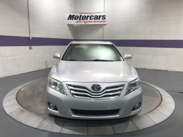 Used-2010-Toyota-Camry-XLE