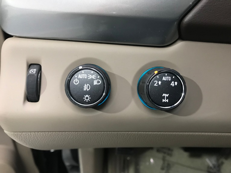 Used-2016-Chevrolet-Suburban-LTZ-1500