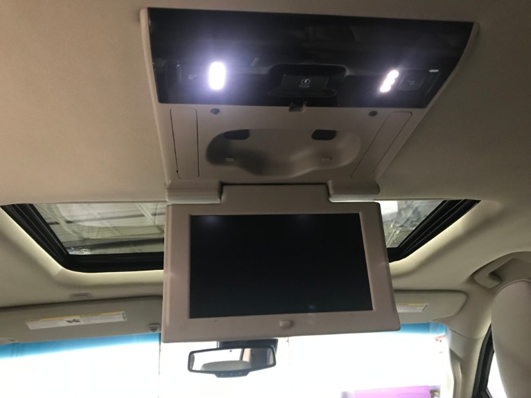 Used-2016-Chevrolet-Suburban-LTZ-1500
