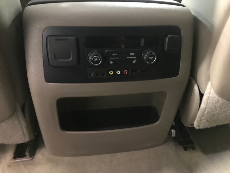 Used-2016-Chevrolet-Suburban-LTZ-1500