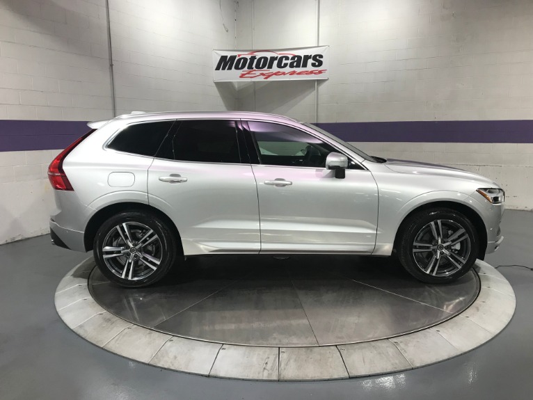 Used-2019-Volvo-XC60-T6-Momentum-AWD