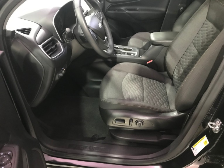 Used-2018-Chevrolet-Equinox-LT-FWD