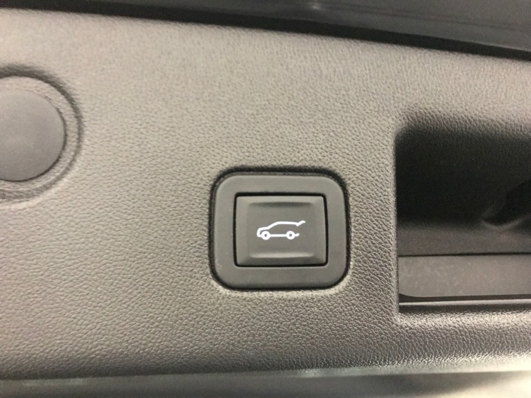Used-2018-Chevrolet-Equinox-LT-FWD