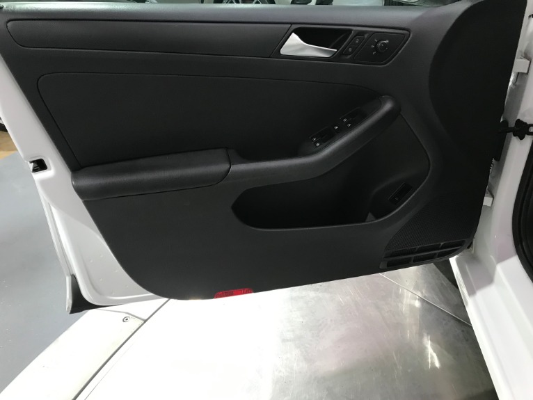 Used-2015-Volkswagen-Jetta-S