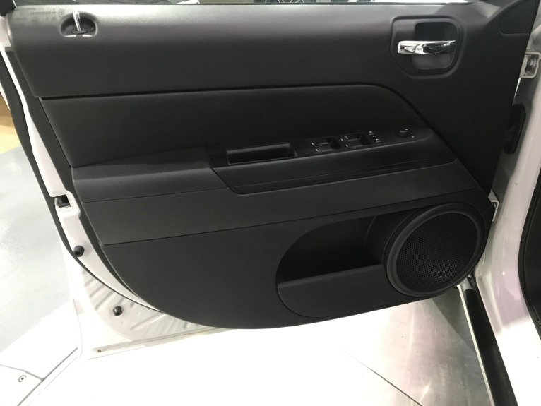 Used-2016-Jeep-Compass-Sport-75th-Anniversary-4x4
