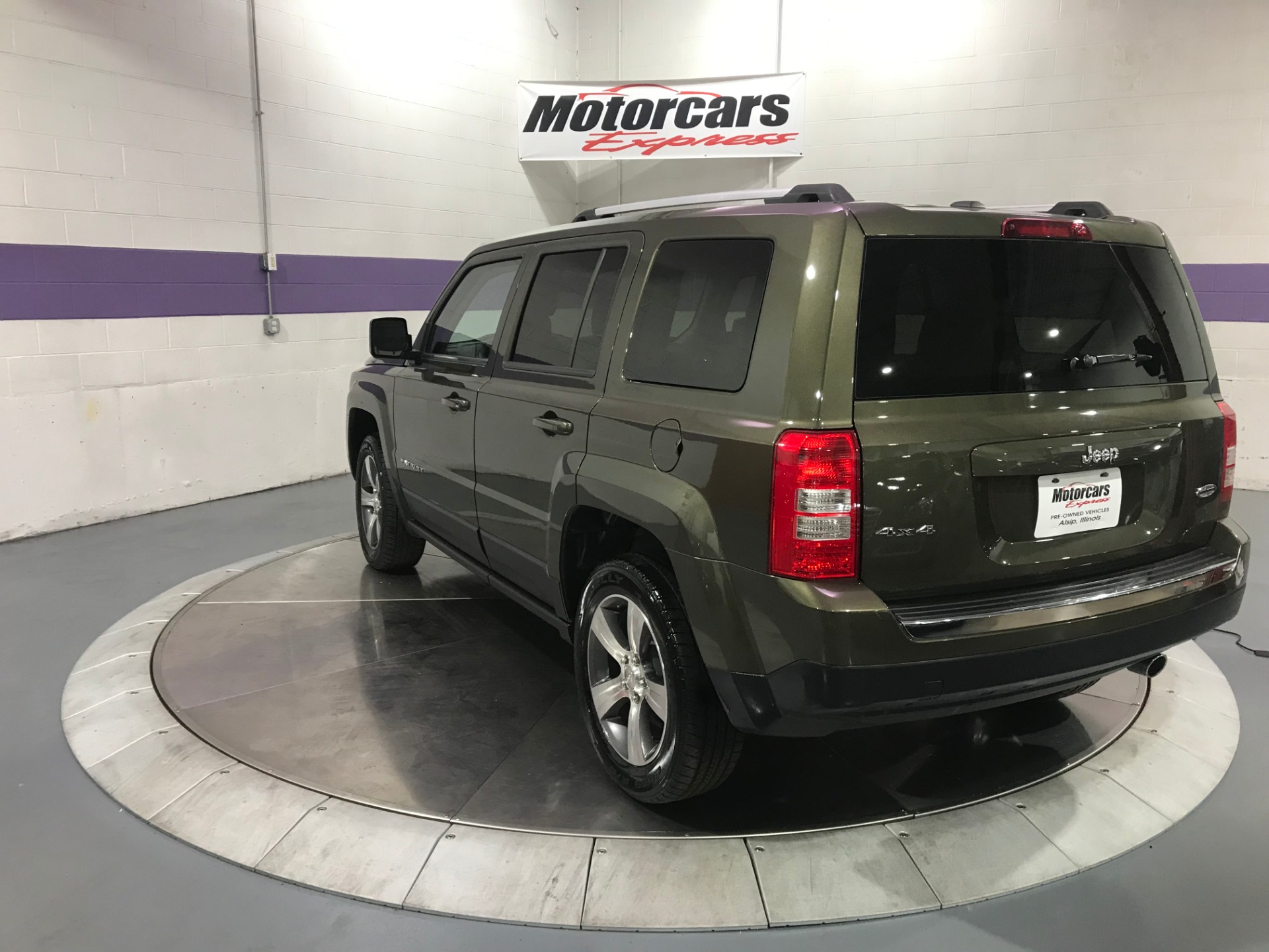 Used-2016-Jeep-Patriot-High-Altitude-4x4