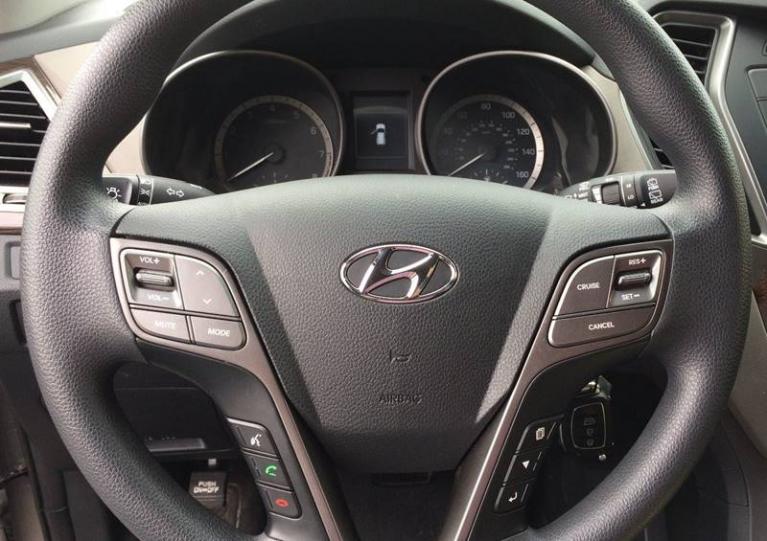 Used-2017-Hyundai-Santa-Fe-Sport-24L-AWD-4dr-SUV