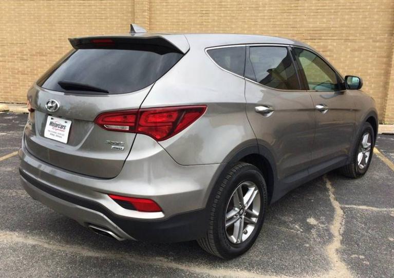 Used-2017-Hyundai-Santa-Fe-Sport-24L-AWD-4dr-SUV