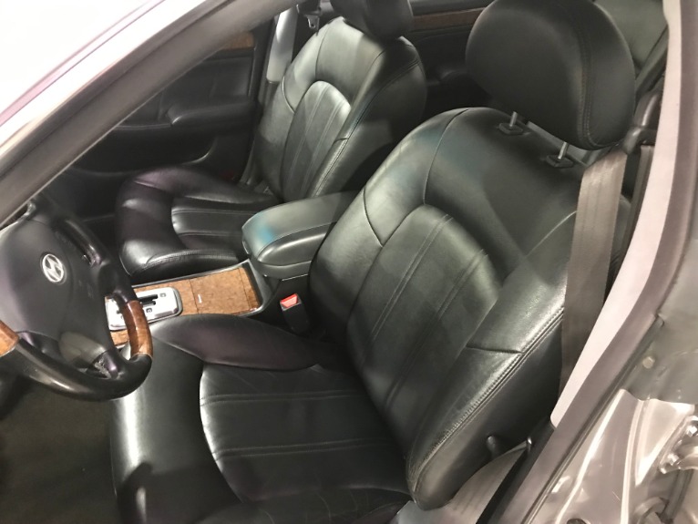 Used-2005-Hyundai-XG350-L