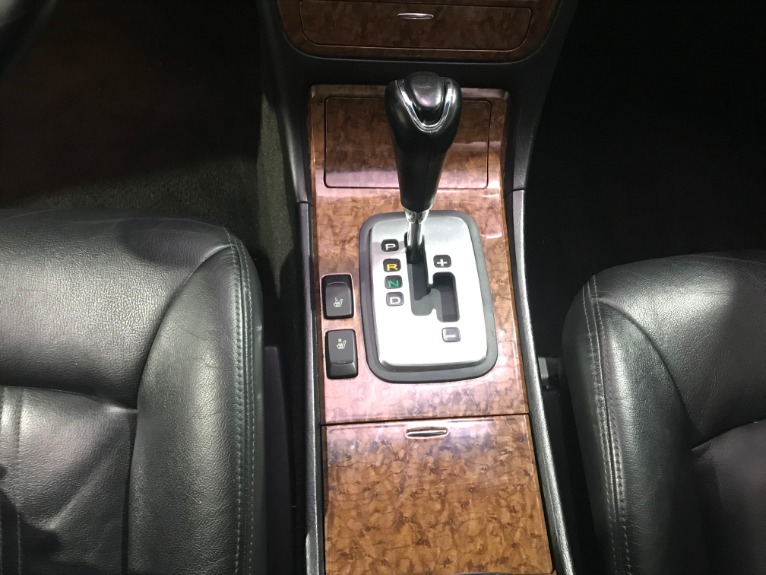Used-2005-Hyundai-XG350-L