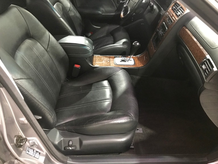 Used-2005-Hyundai-XG350-L