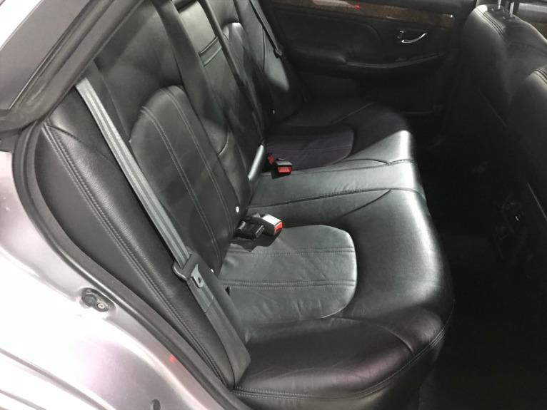 Used-2005-Hyundai-XG350-L
