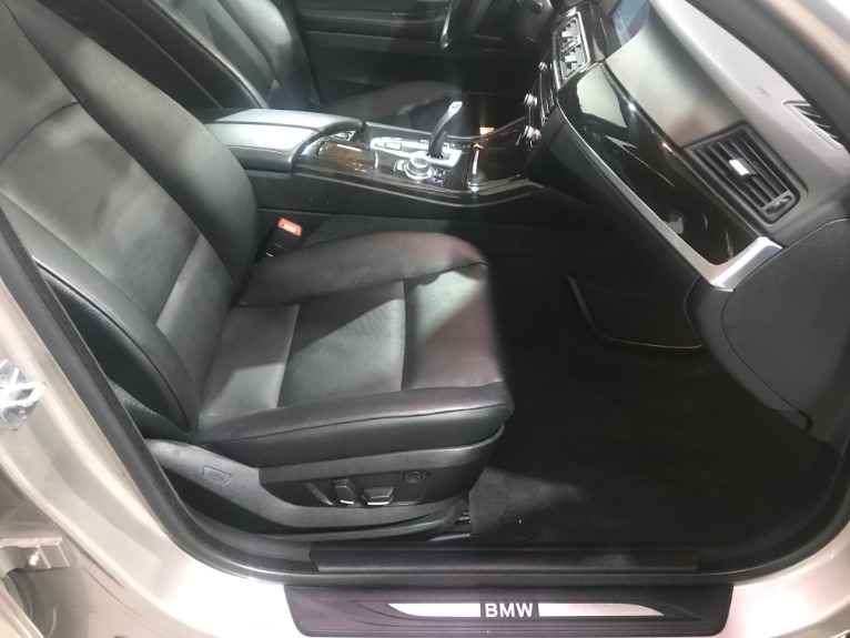 Used-2013-BMW-5-Series-528i-xDrive