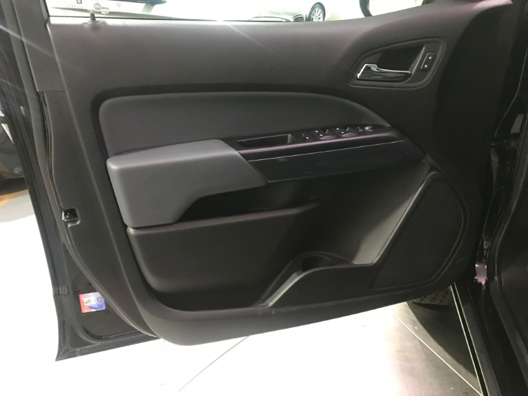 Used-2019-Chevrolet-Colorado-Z71-4X4