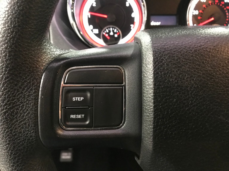 Used-2016-Dodge-Grand-Caravan-SXT