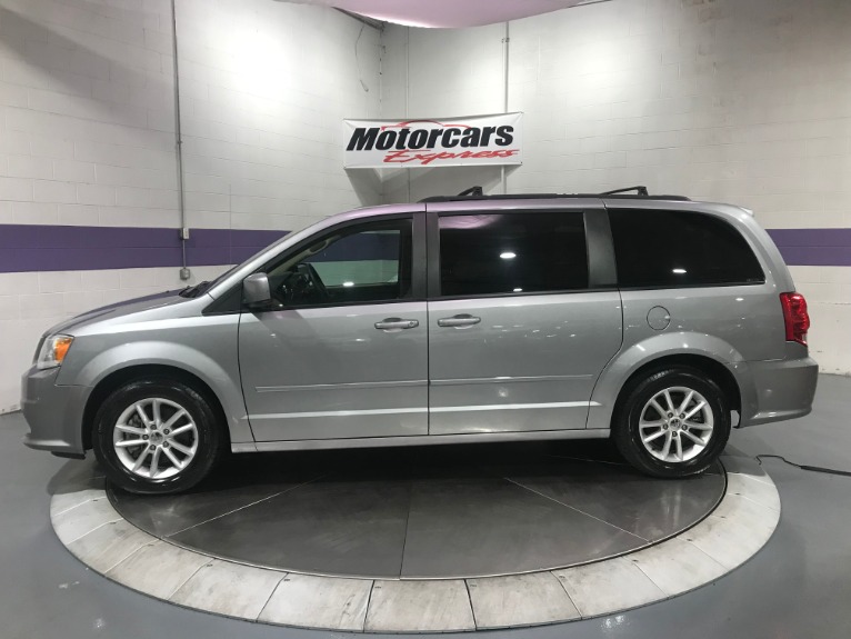 Used-2016-Dodge-Grand-Caravan-SXT