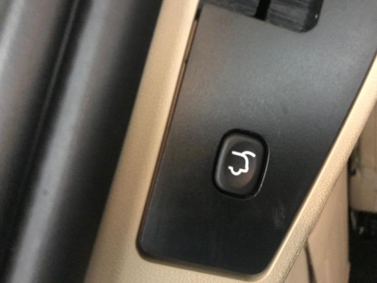 Used-2016-Dodge-Grand-Caravan-SXT