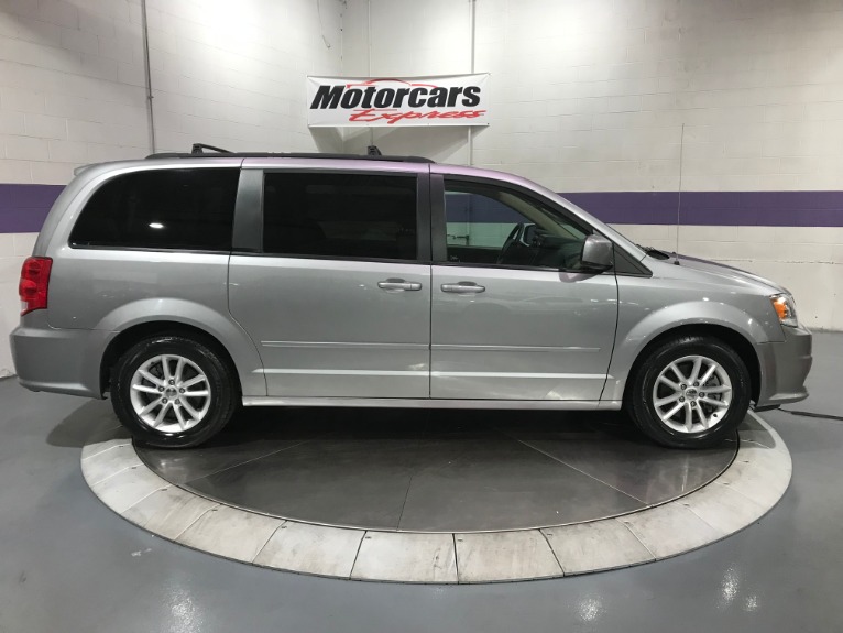 Used-2016-Dodge-Grand-Caravan-SXT