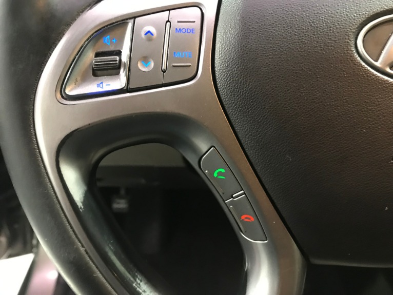Used-2011-Hyundai-Tucson-Limited