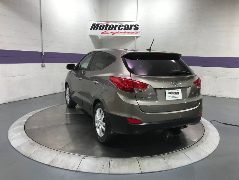 Used-2011-Hyundai-Tucson-Limited