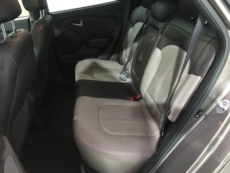 Used-2011-Hyundai-Tucson-Limited