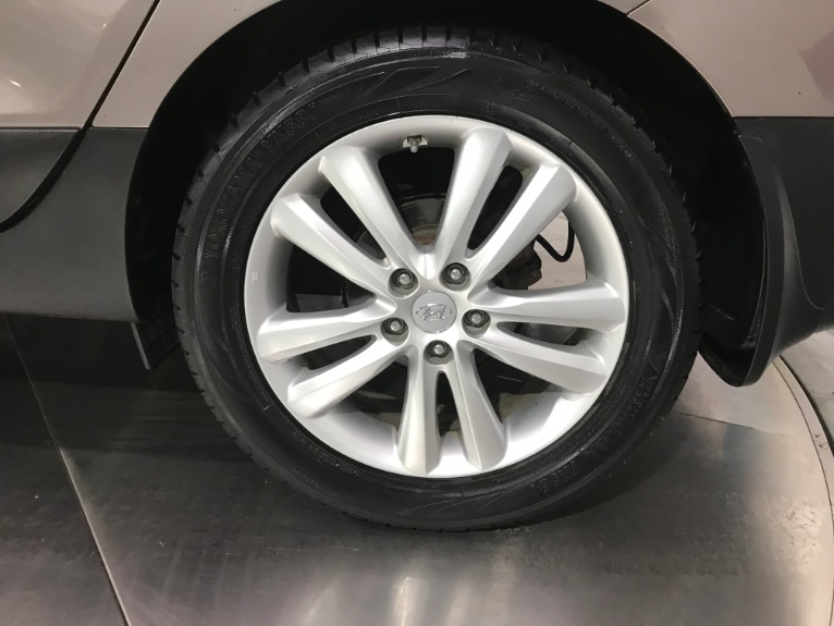 Used-2011-Hyundai-Tucson-Limited