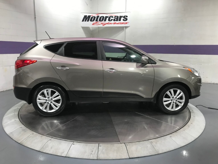 Used-2011-Hyundai-Tucson-Limited