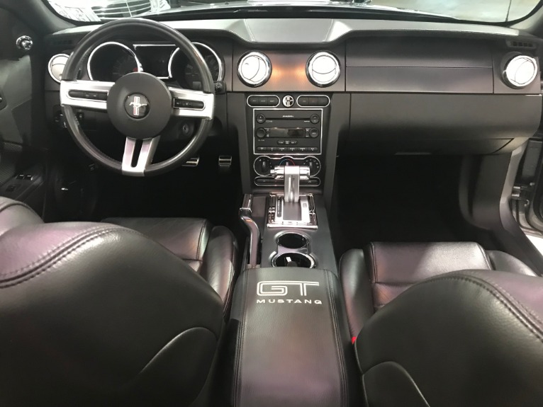 Used-2007-Ford-Mustang-GT-Convertible-Premium