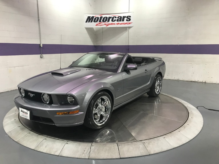 Used-2007-Ford-Mustang-GT-Convertible-Premium