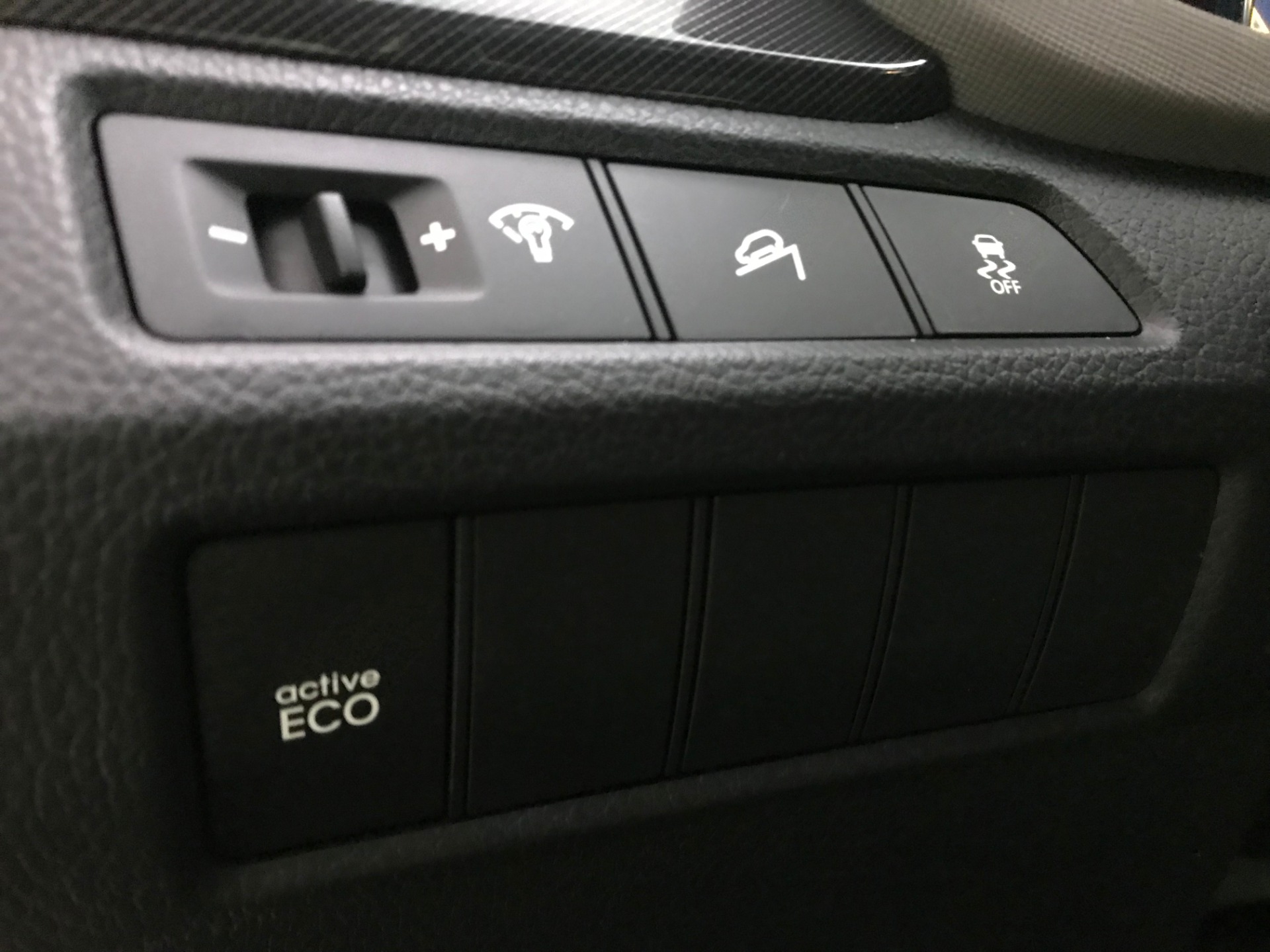 Used-2013-Hyundai-Santa-Fe-Sport-20T-FWD