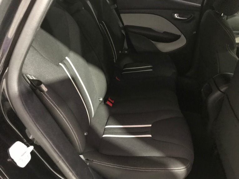 Used-2014-Dodge-Dart-SXT