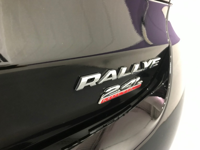 Used-2014-Dodge-Dart-SXT